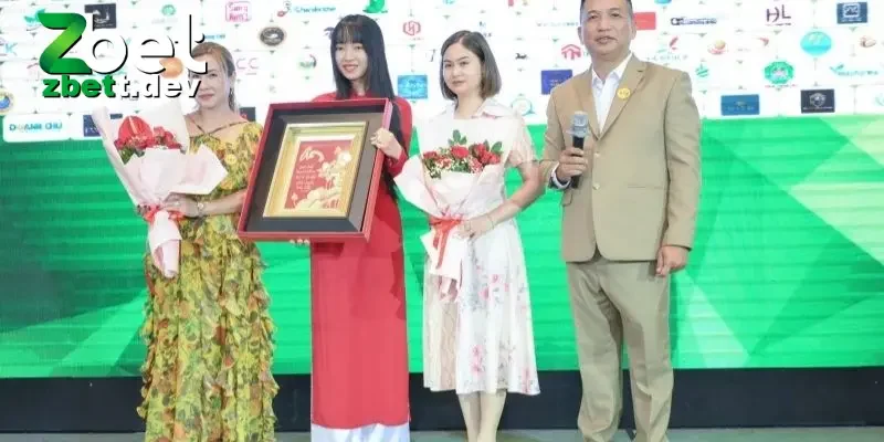 CEO Tony Trần Nhà Cái Zbet - Người Lãnh Đạo Tài Ba 2 Nhìn lại chặng đường khởi nghiệp của CEO Tony Trần